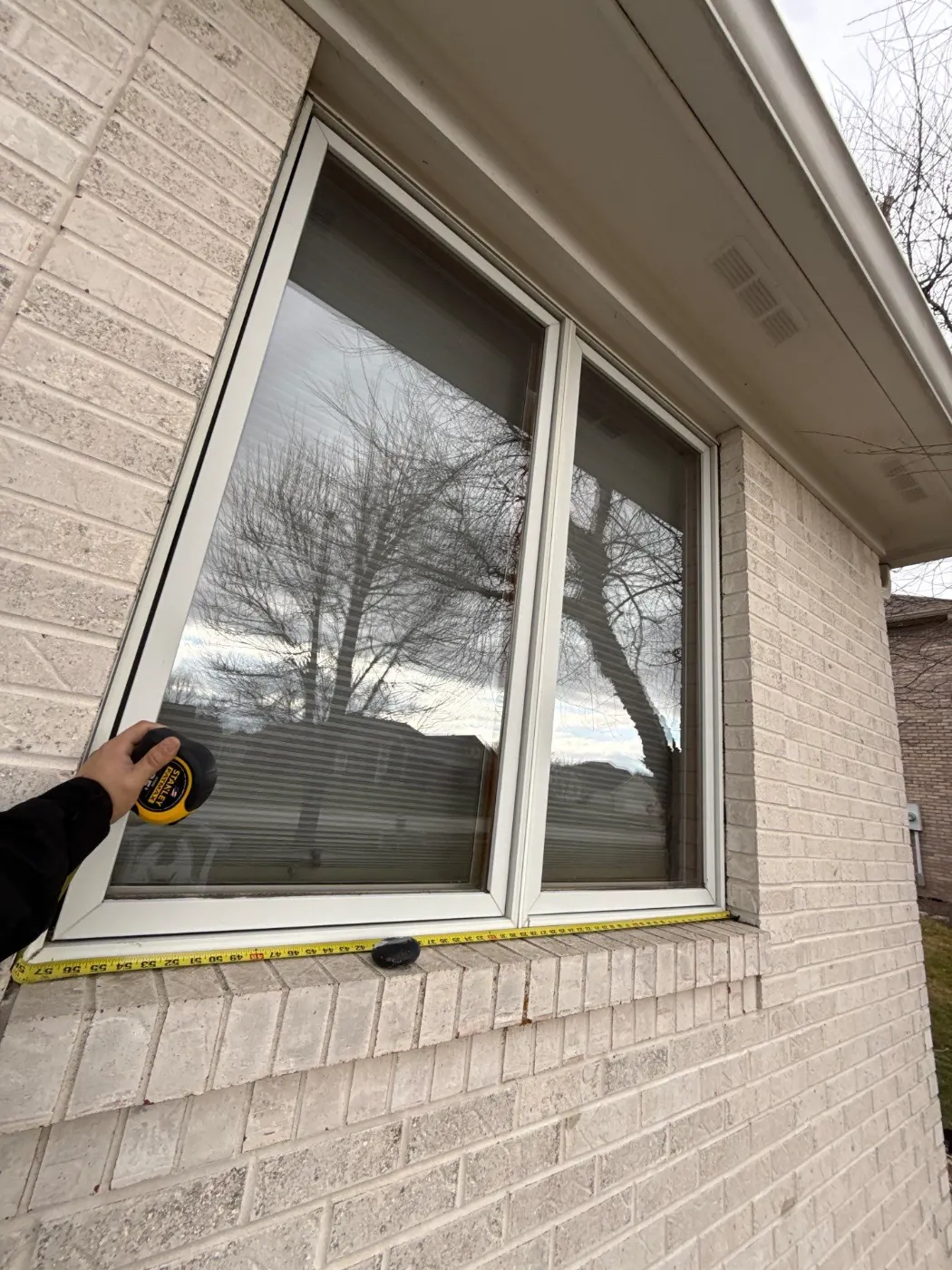 Frame and seal detail on a Shelbyville window job